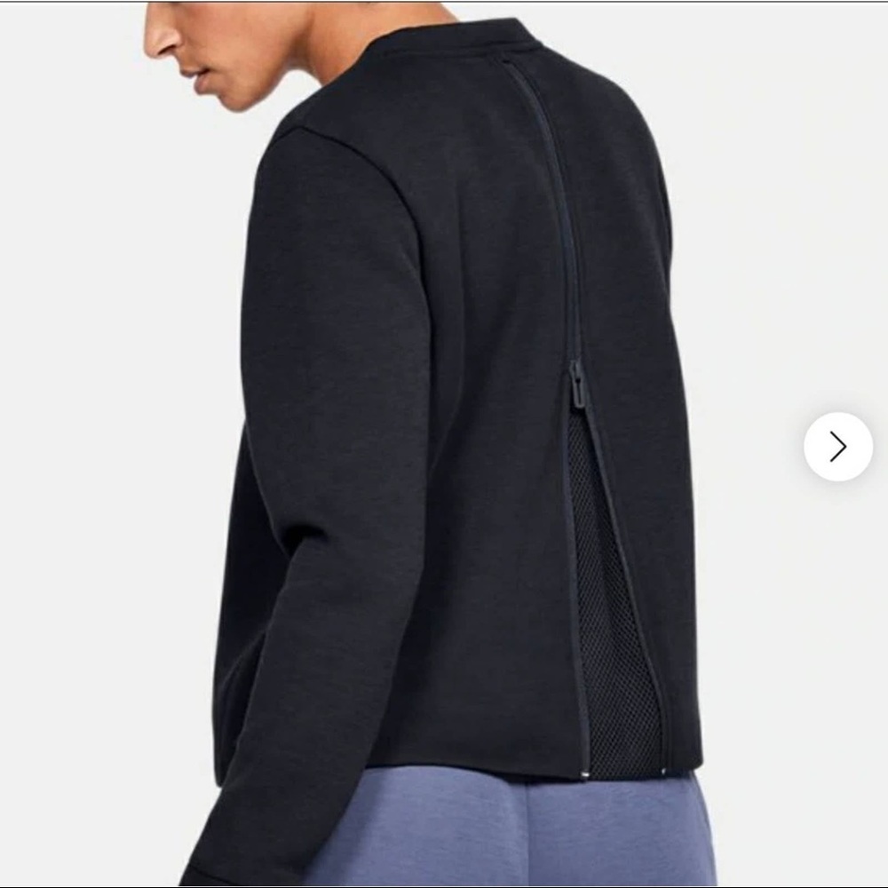 Black Under Armour Sweatshirt